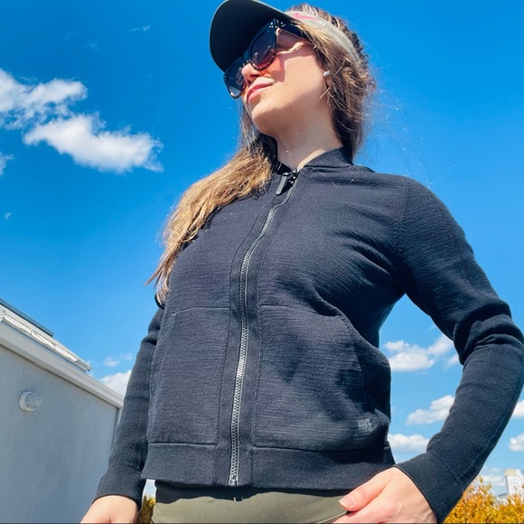 Nike Breathable Gender Neutral Zip Up Front Air Flow Jacket - Picture 8 of 15